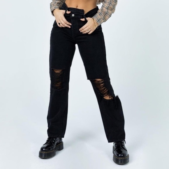 Princess Polly Holly Asymmetric Ripped Leg Black Denim Jeans Size 4 - Picture 1 of 15